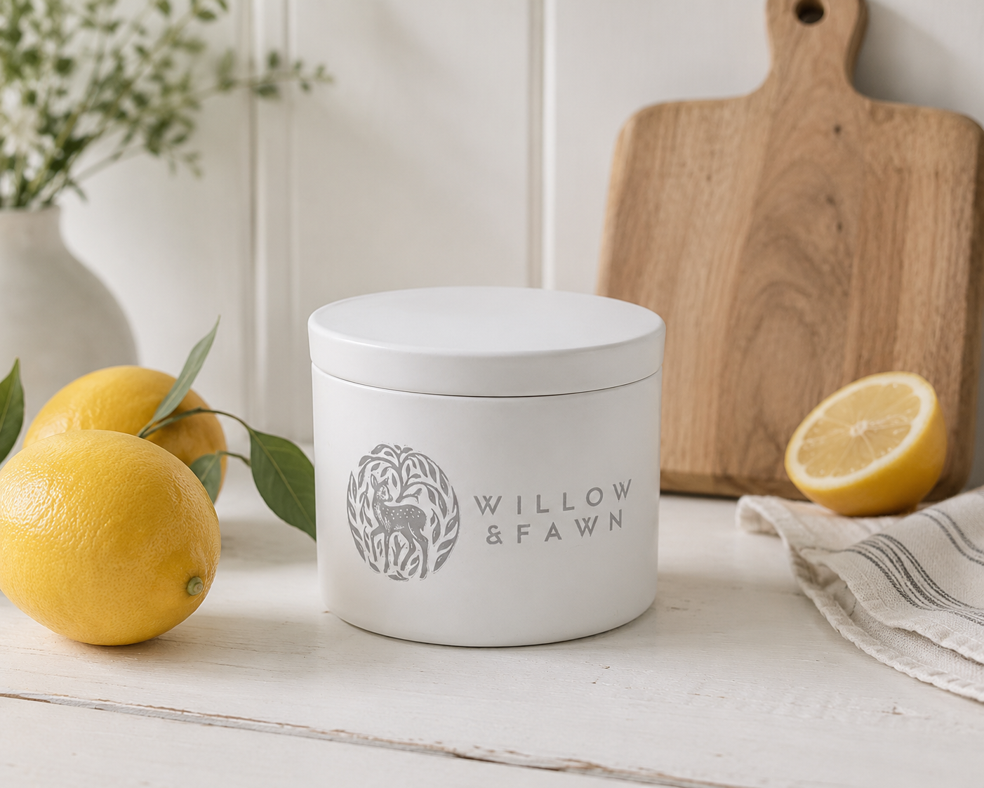 Amalfi & Lemon Travel Container